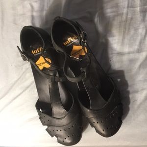 Clogs, Swedish Hasbeens